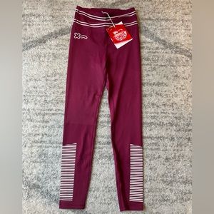 Rumble Boxing x Lilybod dark red/burgundy size small NWT